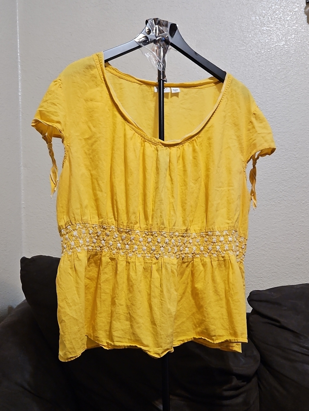 Cato Yellow Short Sleeve Smocked Peplum Blouse